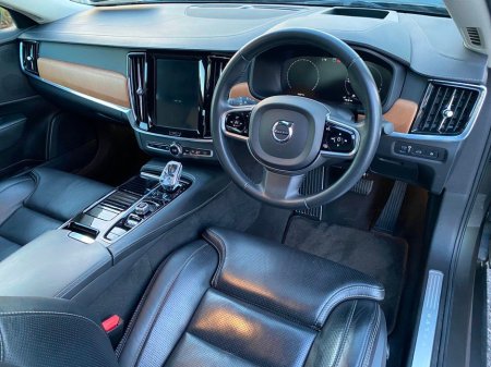 2020 Volvo S90 T8 INSCRIPTION PHEV €33,995 thumbnail