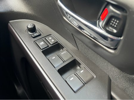 2025 Suzuki SX4 S-Cross 1.4 BOOSTERJET MIL €29,950 thumbnail