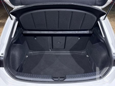 2021 SEAT Leon MANUAL 1.0TSI - REVERSE CAMERA - CRUISE CONTROL - A/C HEATING CONTROLS €19,950 thumbnail