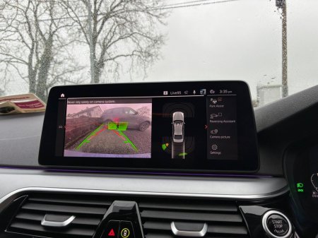 2021 BMW 5 Series - thumbnail 7