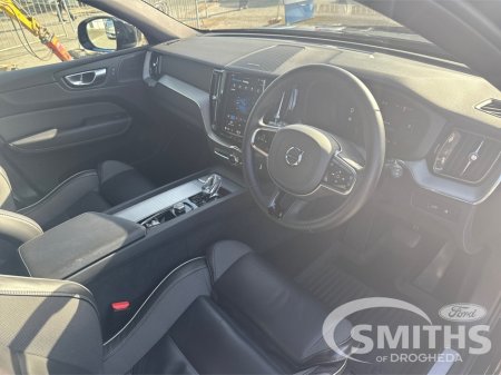 2024 Volvo XC60 - thumbnail 8