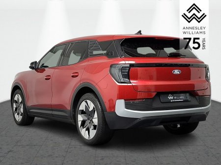 2025 Ford Explorer Premium 77kWh Extended Range RWD €39,950 thumbnail