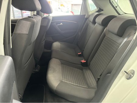 2015 Volkswagen Polo - €11,950