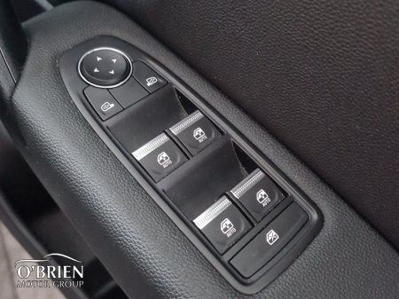 2023 Renault Captur TCe 90 Techno €23,900 thumbnail