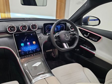 2025 Mercedes-Benz C Class BLUE WITH CREAM // PREMIUM C300E €62,950 thumbnail