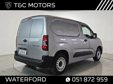 2025 Peugeot Partner PARTNER PRO PLUS 1.5 HDI 100 650KG €26,995