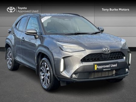2025 Toyota Yaris Cross - SPECIAL OFFER UNIT - Save EUR 5,300 - LunaSport Monotone - 1.5 Hybrid - Automatic - EUR 180 // Remote Central Locking // Front Electric Windows // Rear Electric Windows // Electric Mirrors // Finger €31,855