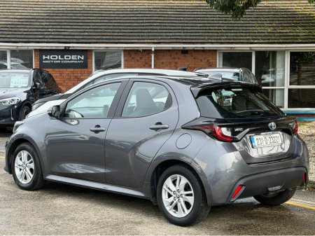 2023 Toyota Yaris - thumbnail 12