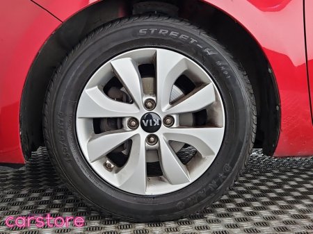 2017 Kia Rio - thumbnail 14