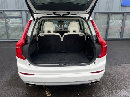 2019 Volvo XC90 T8 AWD PHEV 5DR AUTO R-DESIGN €36,950 thumbnail