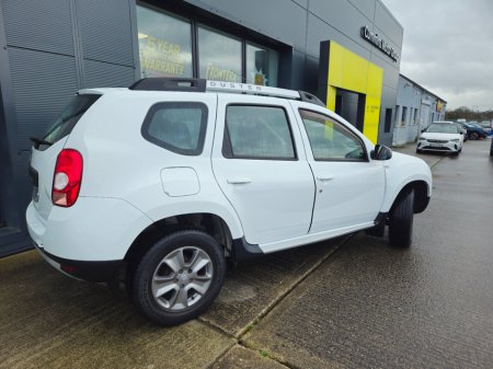 2016 Dacia Duster 1.5 dCi 110 SIGNATURE €9,000 thumbnail