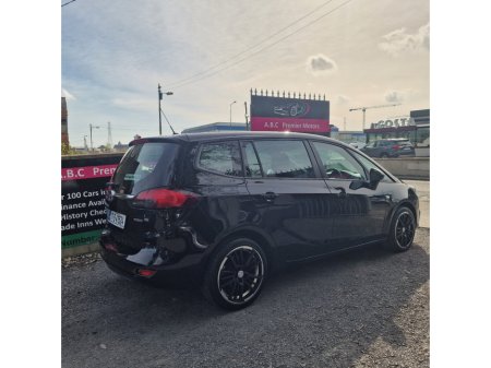 2017 Opel Zafira - photo 2