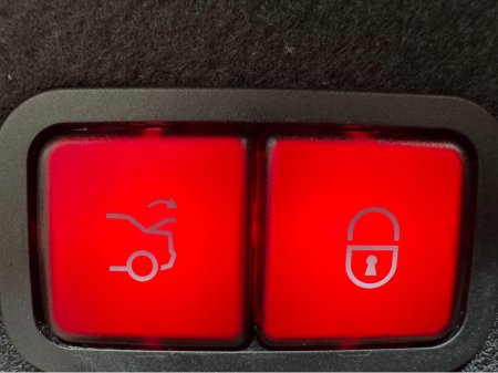 2021 Mercedes-Benz C Class 300 AMG LINE ED PREMIUM + DE EDITION PLUS €32,900 thumbnail