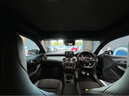 2019 Mercedes-Benz CLA Class - thumbnail 16