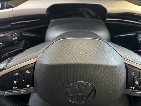 2023 Volkswagen Golf - thumbnail 14