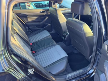 2017 Volkswagen Passat R-LINE TOP SPEC NCT 05/27 €14,499 thumbnail