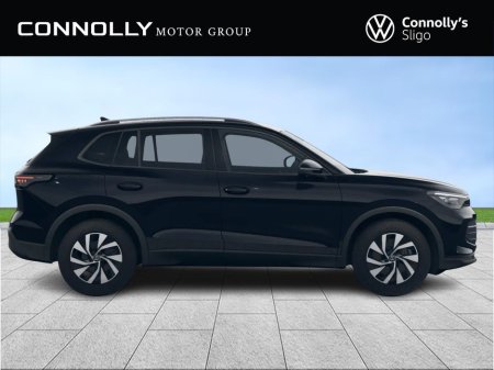 2026 Volkswagen Tiguan - thumbnail 3