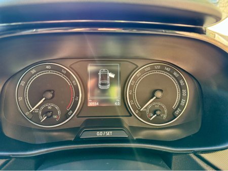 2021 Volkswagen Golf - thumbnail 21