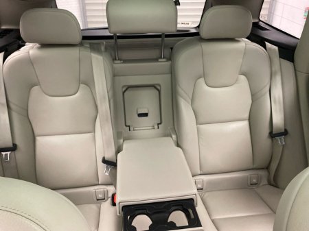 2023 Volvo XC60 - thumbnail 26