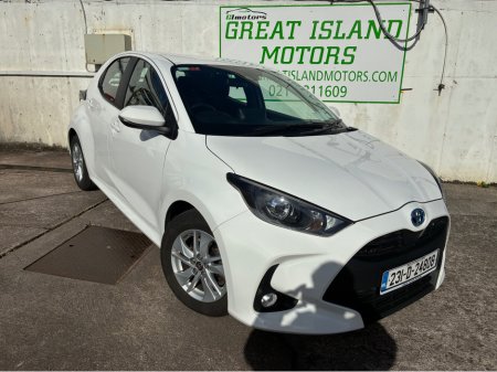 2023 Toyota Yaris - €17,950