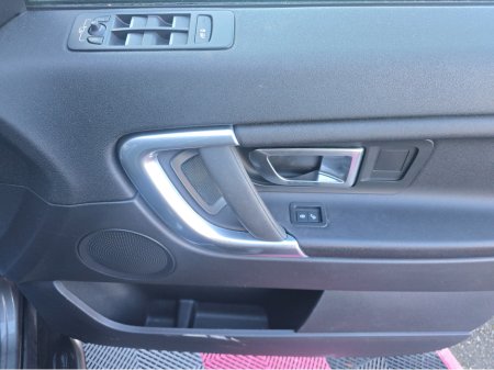 2017 Land Rover Discovery Sport 2.0 TD4 SE TEC TECH 180PS 7SEATS AUTO €14,950 thumbnail