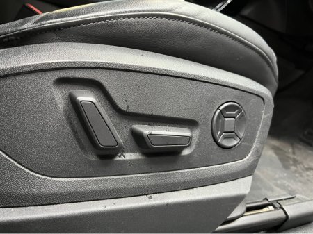 2022 Audi e-tron - thumbnail 12