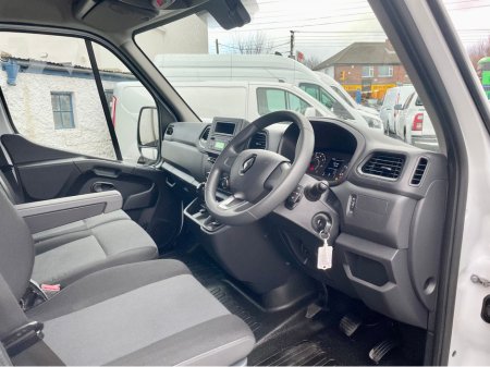 2023 Renault Master LM35 BUSINESS+ 2.3 BLUE DCI 135PS LWB €20,000 thumbnail