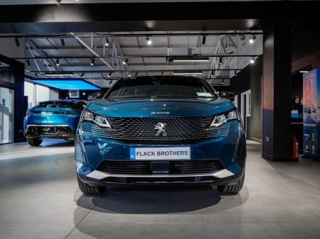 2024 Peugeot 3008 - thumbnail 3