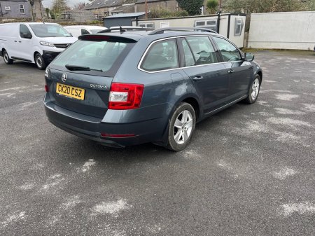 2020 Skoda Octavia - thumbnail 2