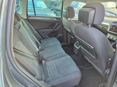 2019 Volkswagen Tiguan - thumbnail 4