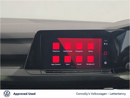 2024 Volkswagen Golf 2.0 TDI 150HP R-Line €39,450 thumbnail