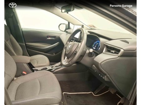 2024 Toyota Corolla LUNA SALOON 4DR AUTO €28,995 thumbnail