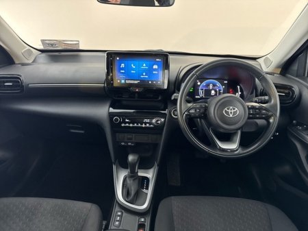 2024 Toyota Yaris Cross HYBRID LUNA €27,950 thumbnail