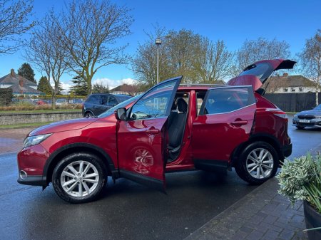 2016 Nissan Qashqai - thumbnail 8