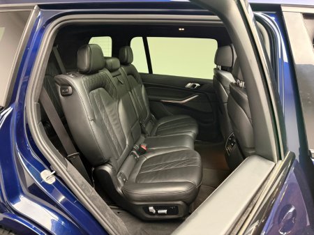 2020 BMW X7 - thumbnail 14