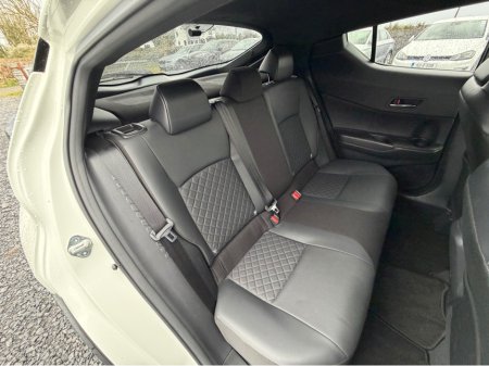 2021 Toyota C-HR - thumbnail 23