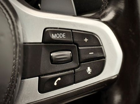 2017 BMW 5 Series - thumbnail 31