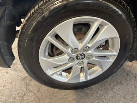 2021 Toyota Yaris - thumbnail 15