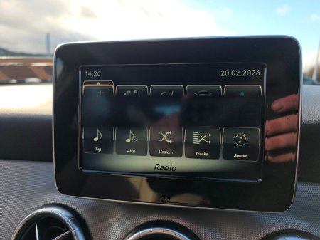 2018 Mercedes-Benz CLA Class 180 Urban 4DR €21,950 thumbnail