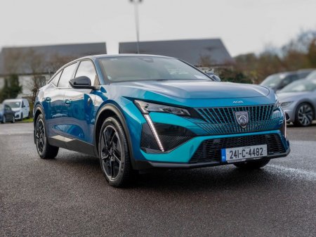 2024 Peugeot 408 2024 Peugeot 408 Gt Low Mileage HYBRID 180bhp PHEV GT €34,950 thumbnail