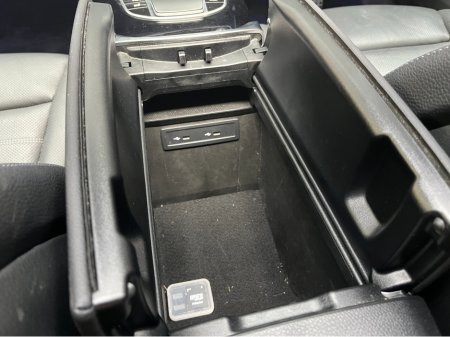 2020 Mercedes-Benz EQC - thumbnail 26