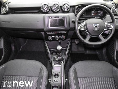 2021 Dacia Duster Blue dCi 115 Comfort €17,990 thumbnail