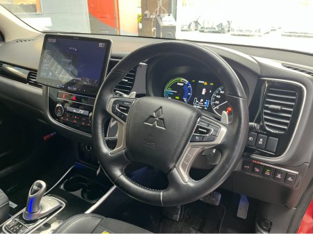 2019 Mitsubishi Outlander - thumbnail 8