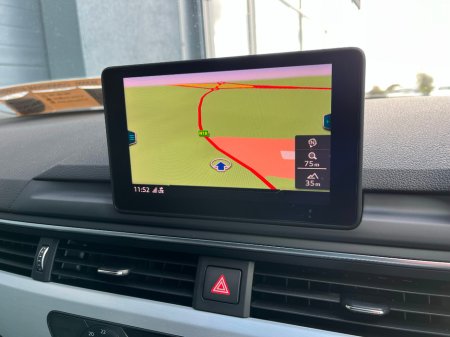 2018 Audi A4 - thumbnail 16