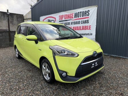 2016 Toyota Sienta  €12,500