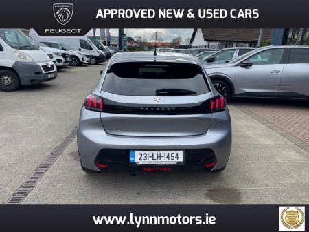 2023 Peugeot 208 - thumbnail 5