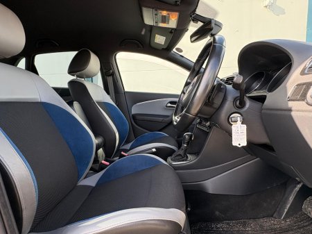 2015 Volkswagen Polo - thumbnail 8