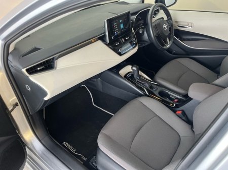 2023 Toyota Corolla - thumbnail 6