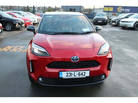 2023 Toyota Yaris Cross 1.5 Hybrid CVT Luna Sport €28,950 thumbnail