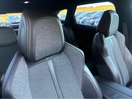 2018 Peugeot 3008 2.0 HDI GT LINE BLUE 150P 150PS 5DR €18,500 thumbnail